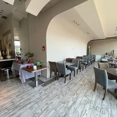 Hotel Porto Del Sol 3*